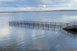В Вольске затопило часть новой набережной